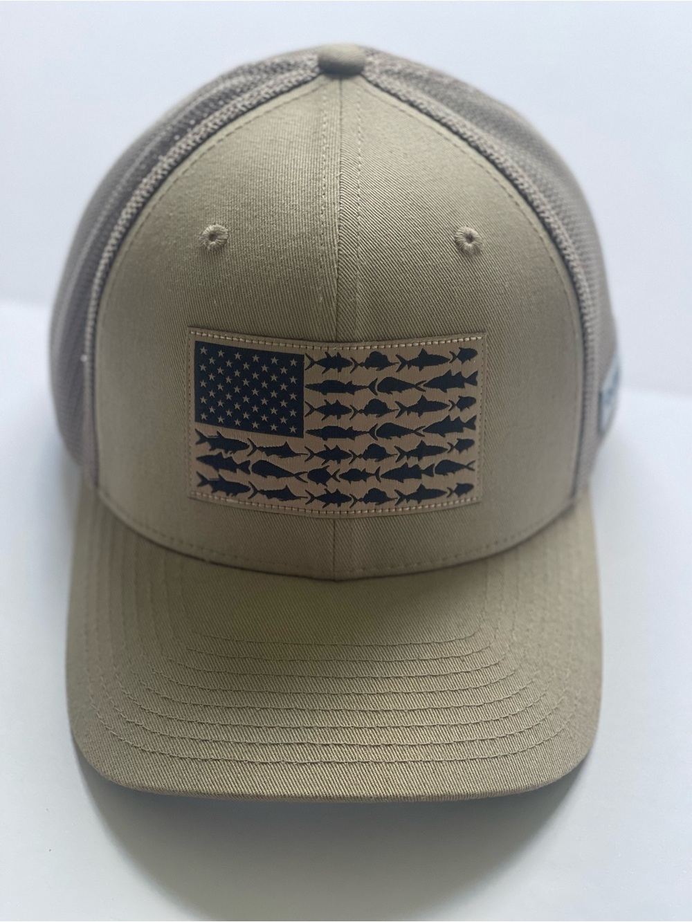 Columbia PFG Fish Flag Patch Fitted Trucker Hat OSFA Flexfit L/XL Mesh Worn Once